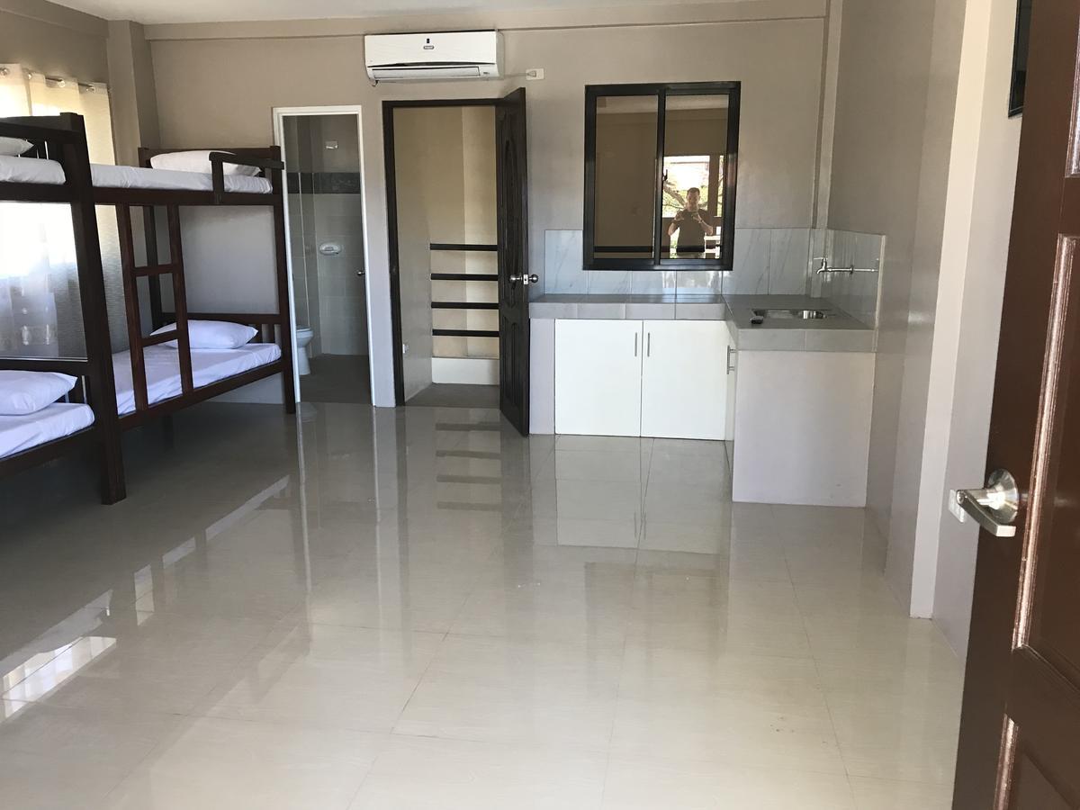 Reddoorz El Senor Jesus Apartelle Vigan Ilocos Hotel ภายนอก รูปภาพ