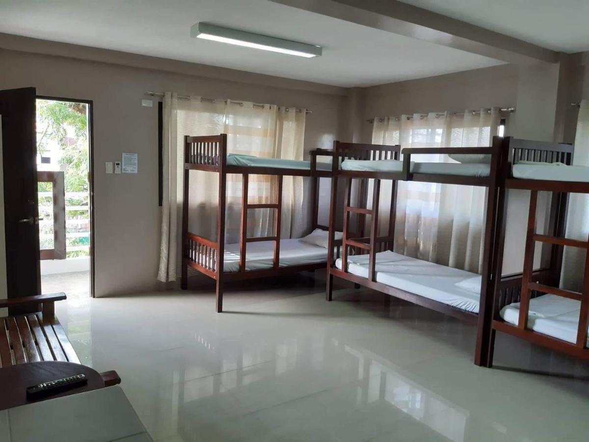 Reddoorz El Senor Jesus Apartelle Vigan Ilocos Hotel ภายนอก รูปภาพ